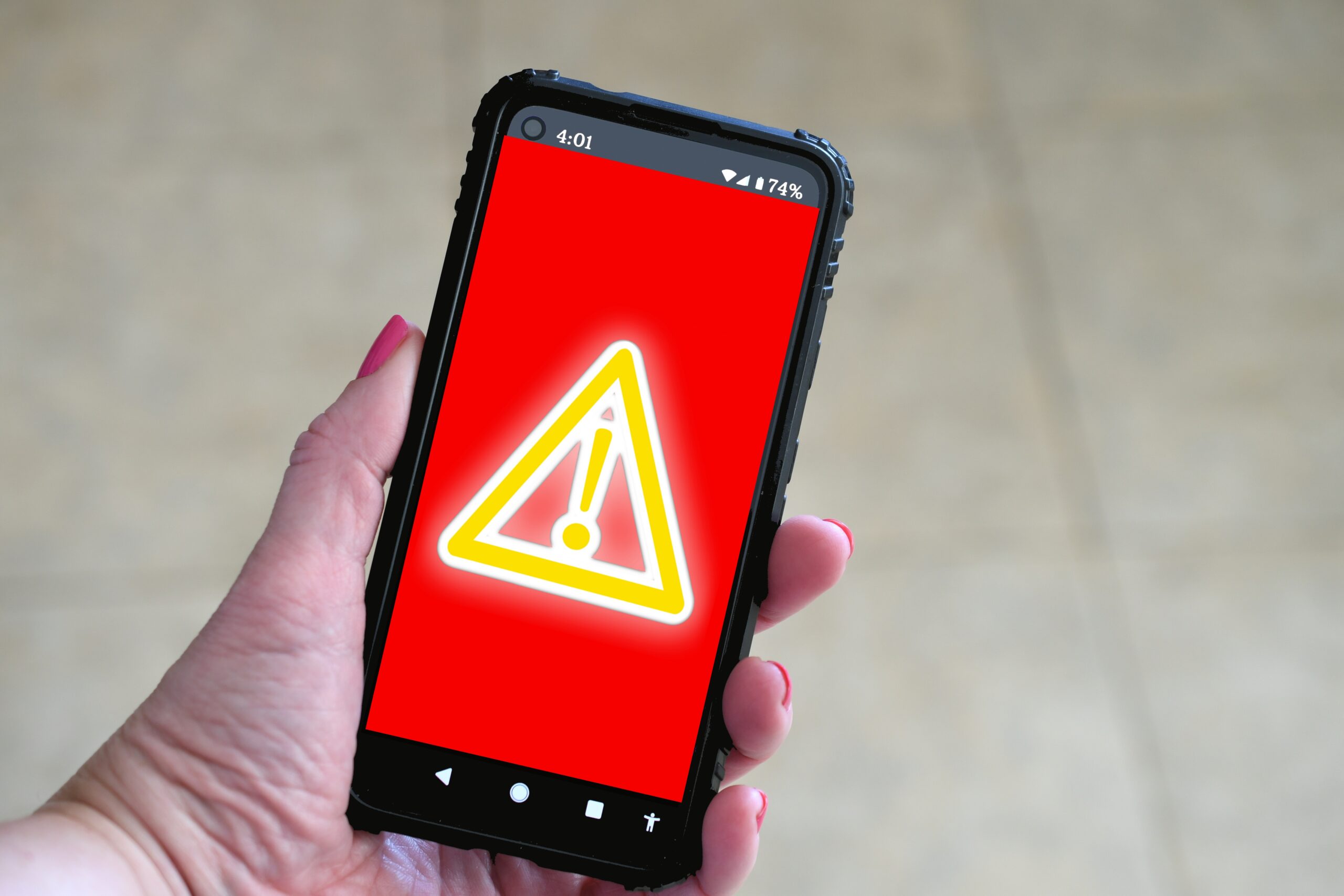 phone-screen-showing-red-screen-with-yellow-glowin-2022-11-14-04-24-54-utc phone-screen-showing-red-screen-with-yellow-glowin-2022-11-14-04-24-54-utc